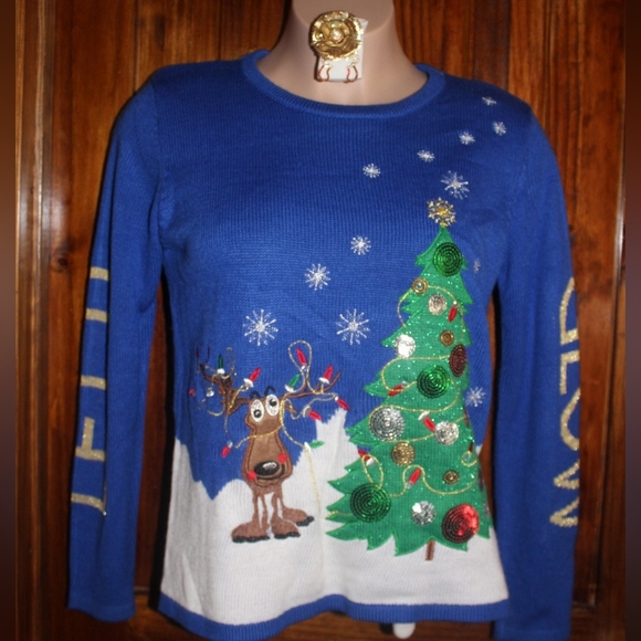 Light Up  Christmas Sweater - Picture 6 of 8